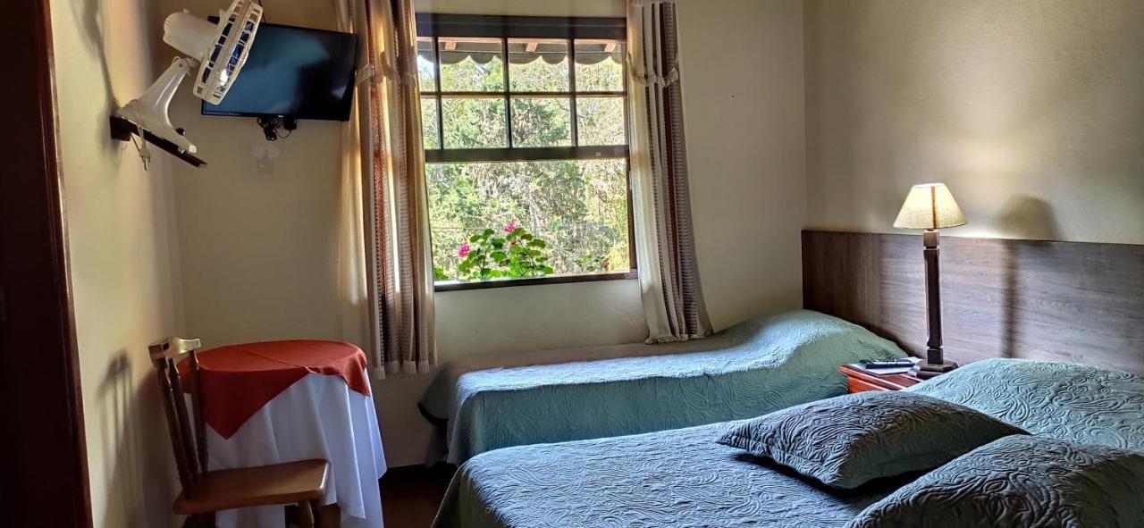 Pousada Taverna Do Golf Teresópolis Екстериор снимка